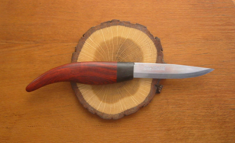 Klinge: Frost; Griff: Cocobolo, Büffelhorn
