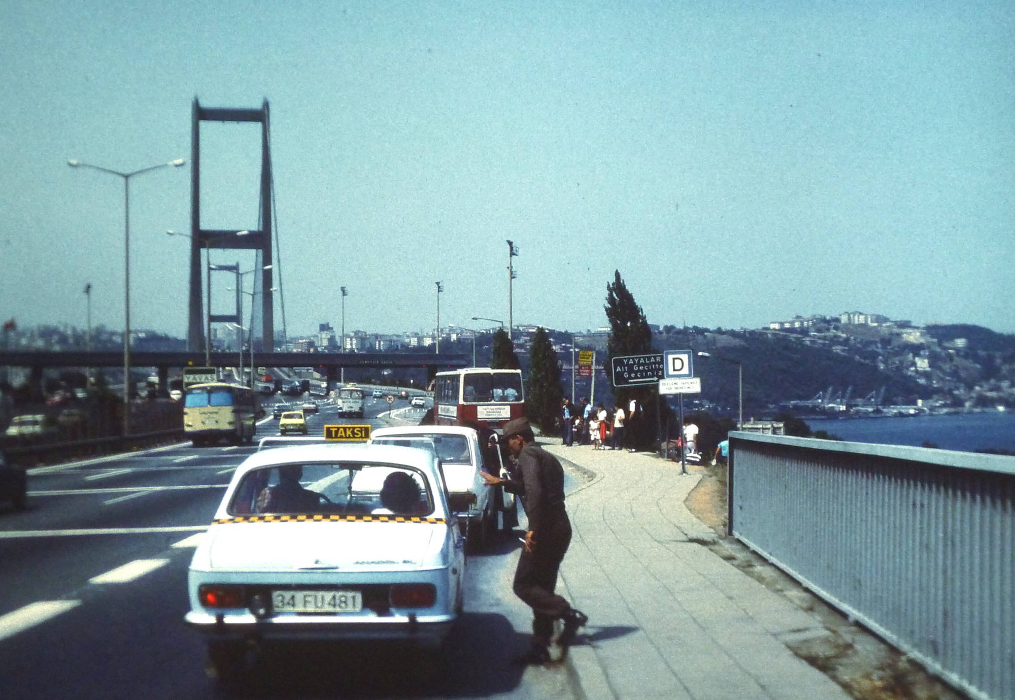 Über die Bosporusbrücke zurück nach Europa