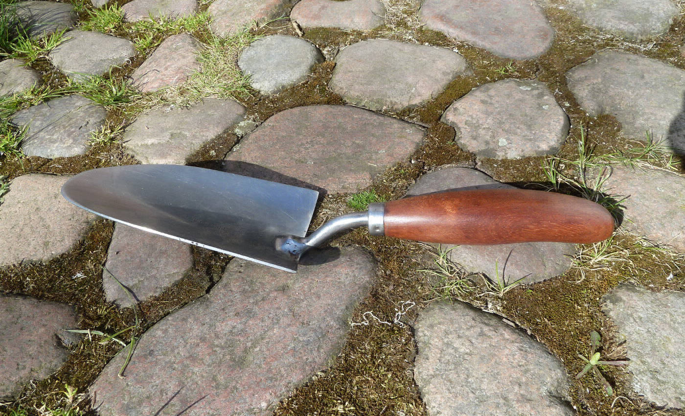 Pflanzschaufel mit Bubingagriff